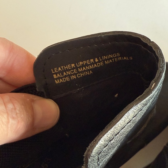 Kork-Ease Pilar ankle heel booties women’s 9.5 EUC - Picture 6 of 9